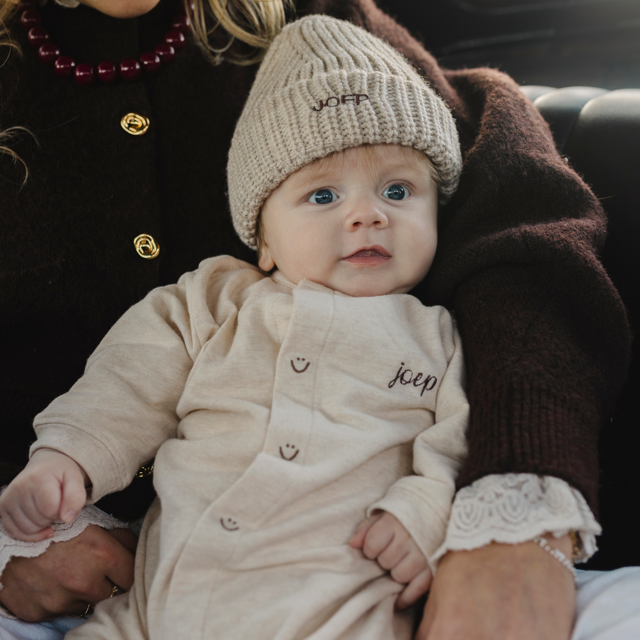 BEANIE BABY | BONJOUR BEIGE | ÉDITION DE NOËL