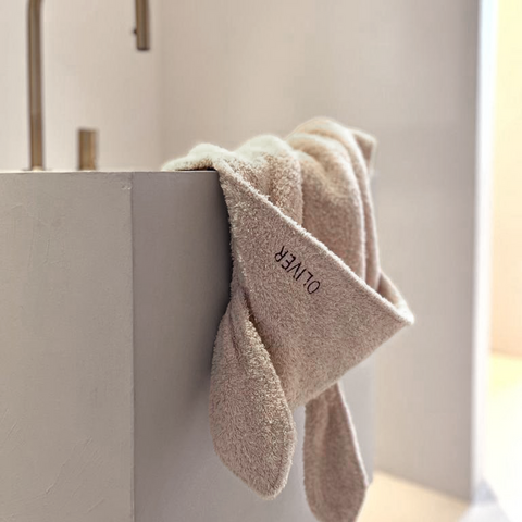 BUBBLY BATH CAPE