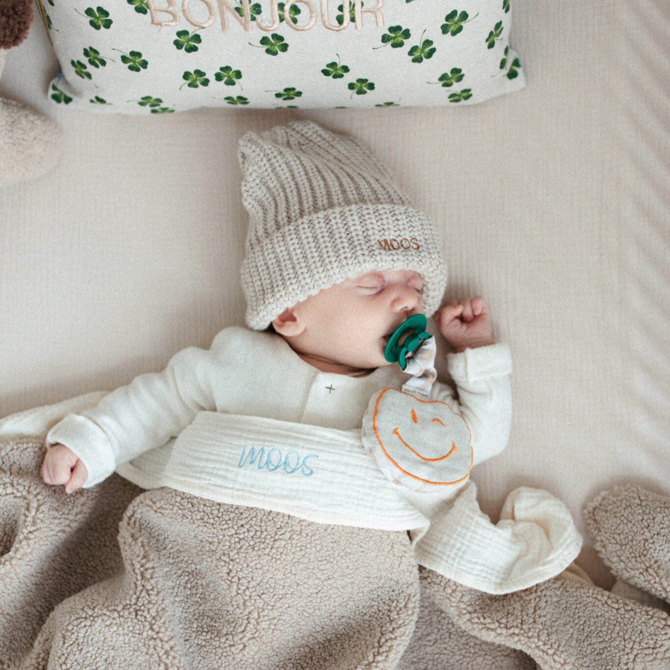 Flat sheet cot