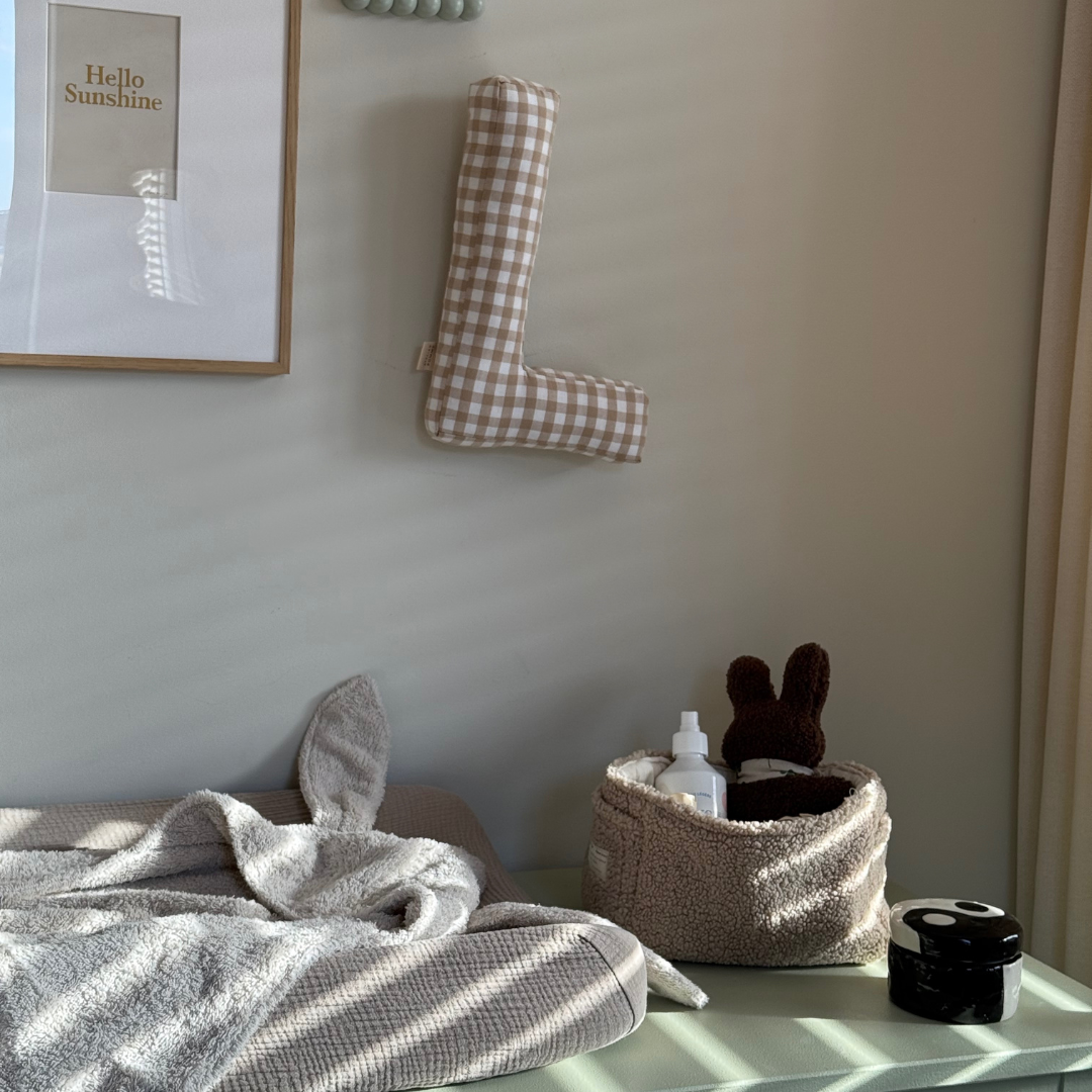 Teddy mandje op commode