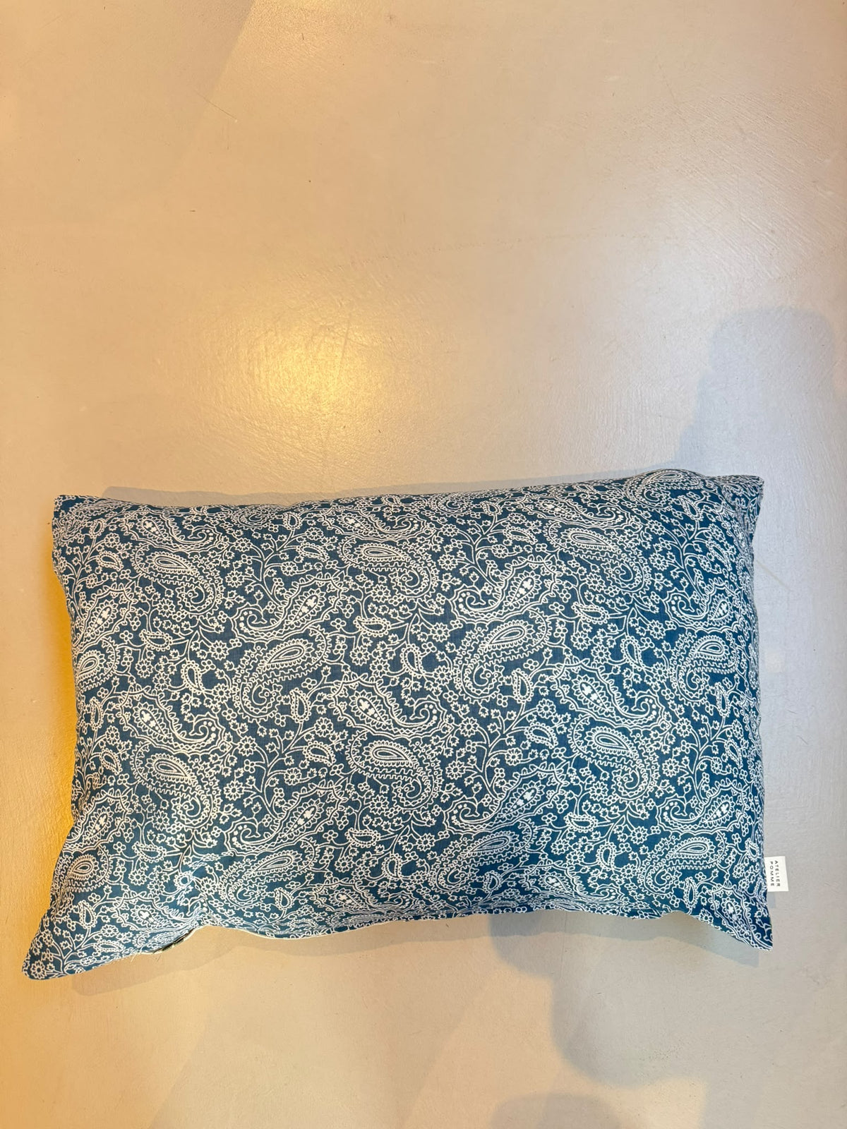 SAMPLE SALE |Cushion 40X60 Lucky