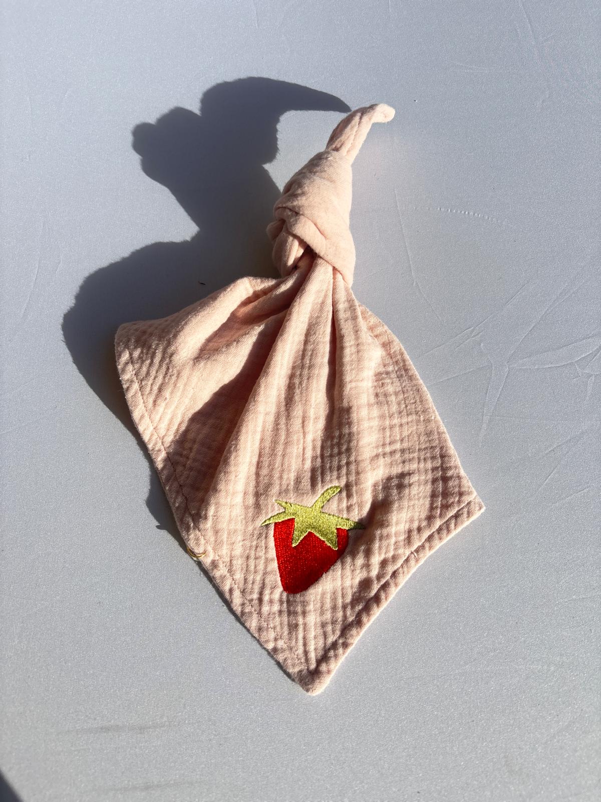 SAMPLE SALE |Cuddle Pinky Promise Strawberry