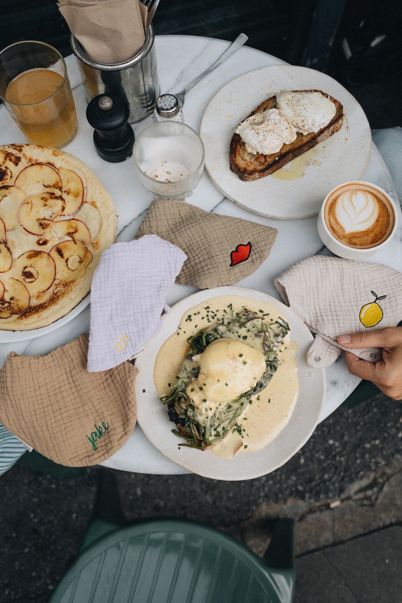 BABY SLABBER | BONJOUR BEIGE