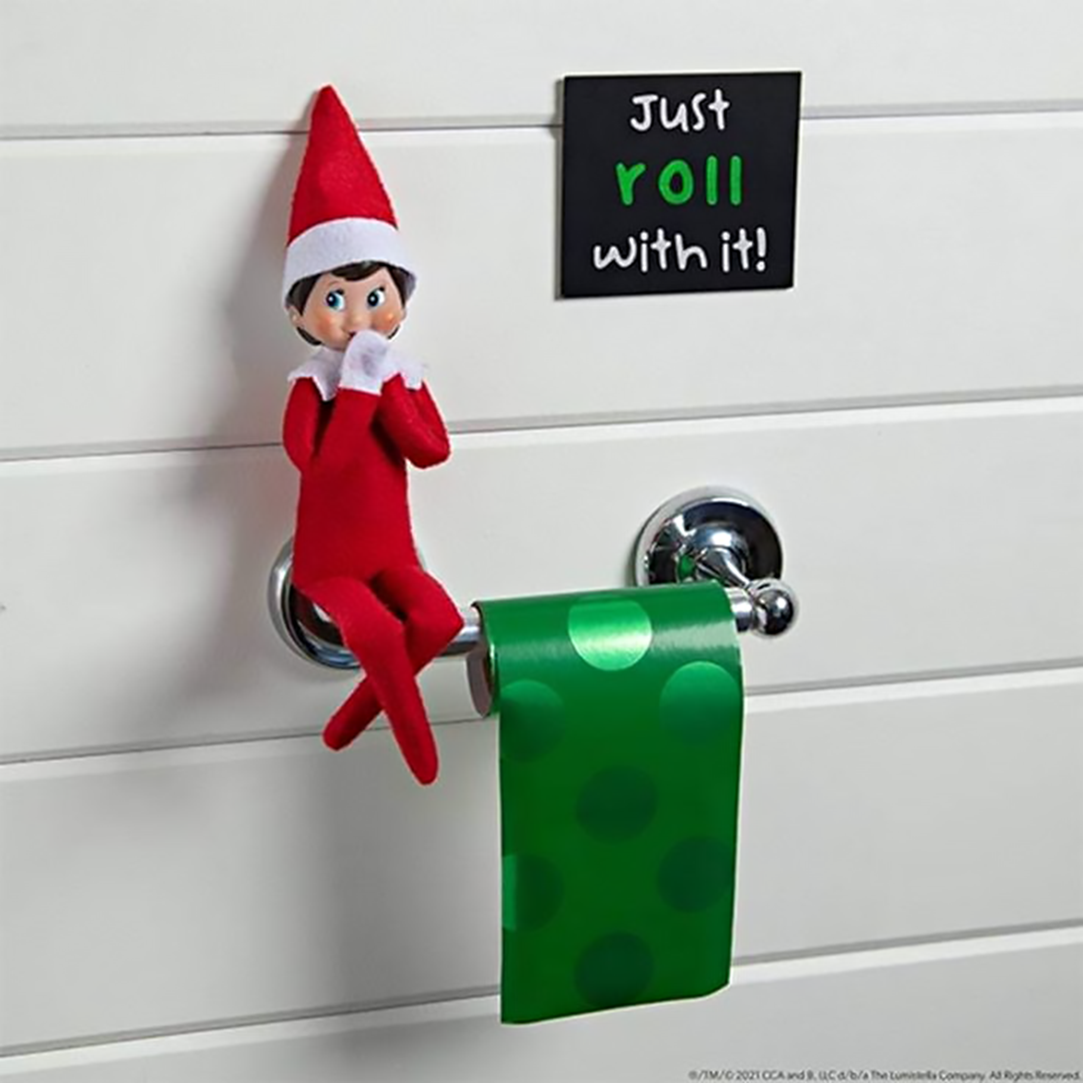 A FAMILY TRADITION | ELF ON TE SHELF