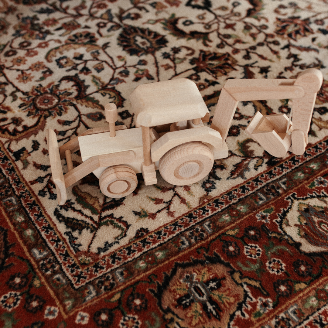 WOODEN TOY - GIANT TRACTOR