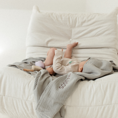 GIANT SWADDLE | FEELIN' GREY