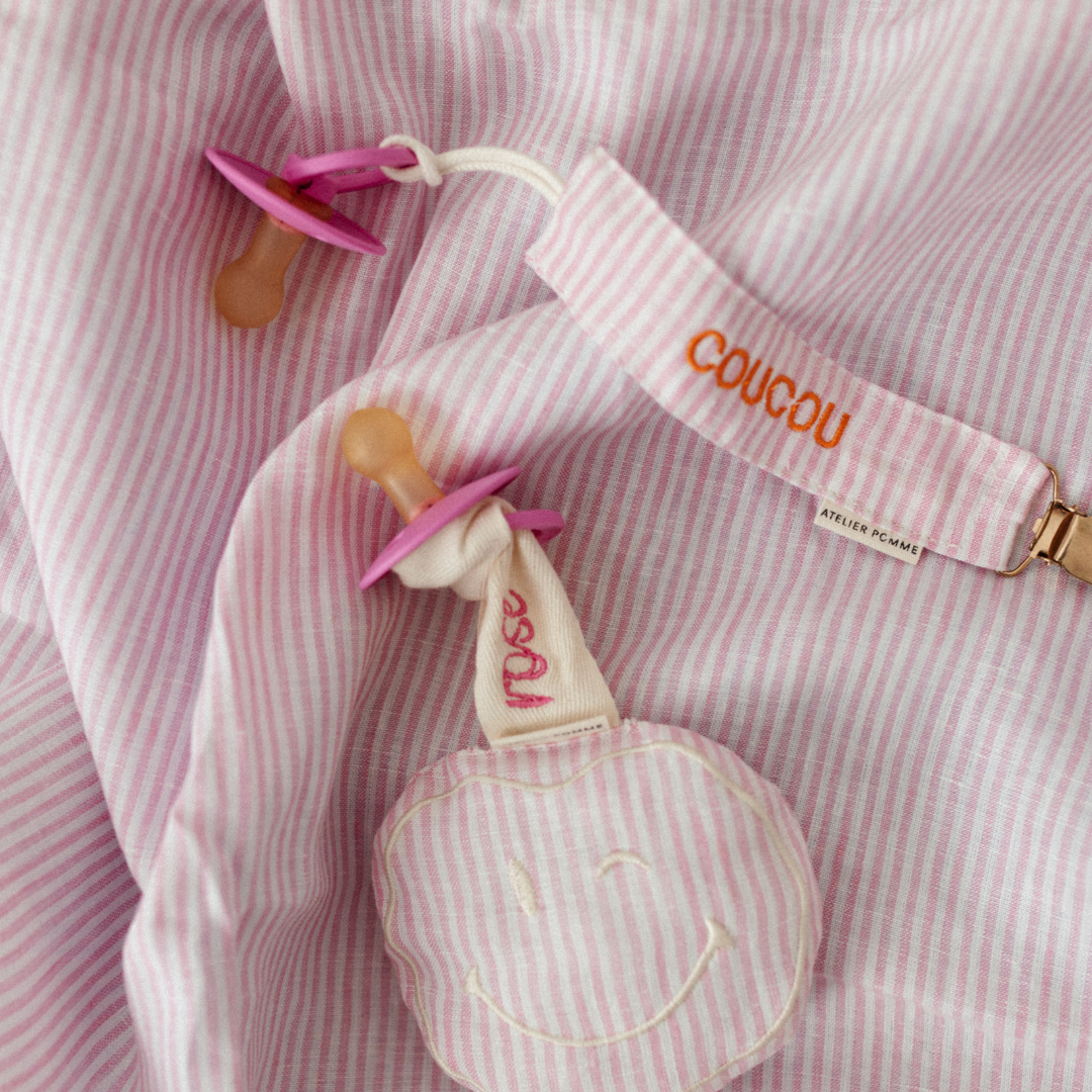 PACIFIER CORD - LOVELY LINEN PINKY PROMISE