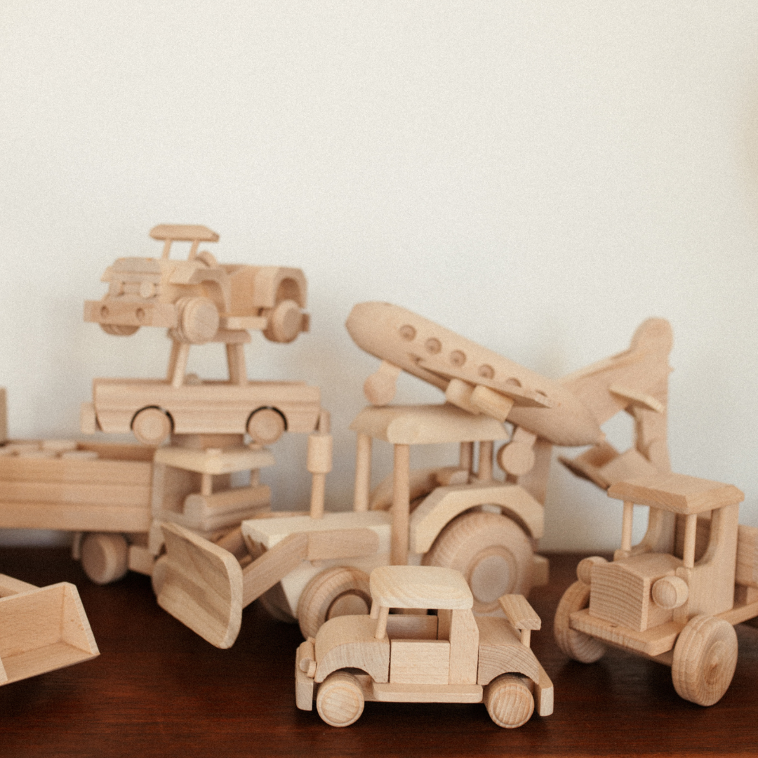 WOODEN TOY - CAR