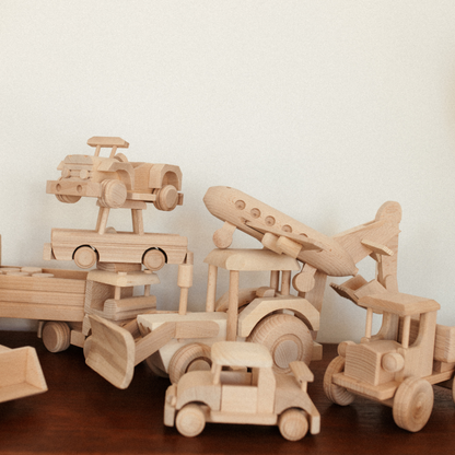 WOODEN TOY - AIRPLANE