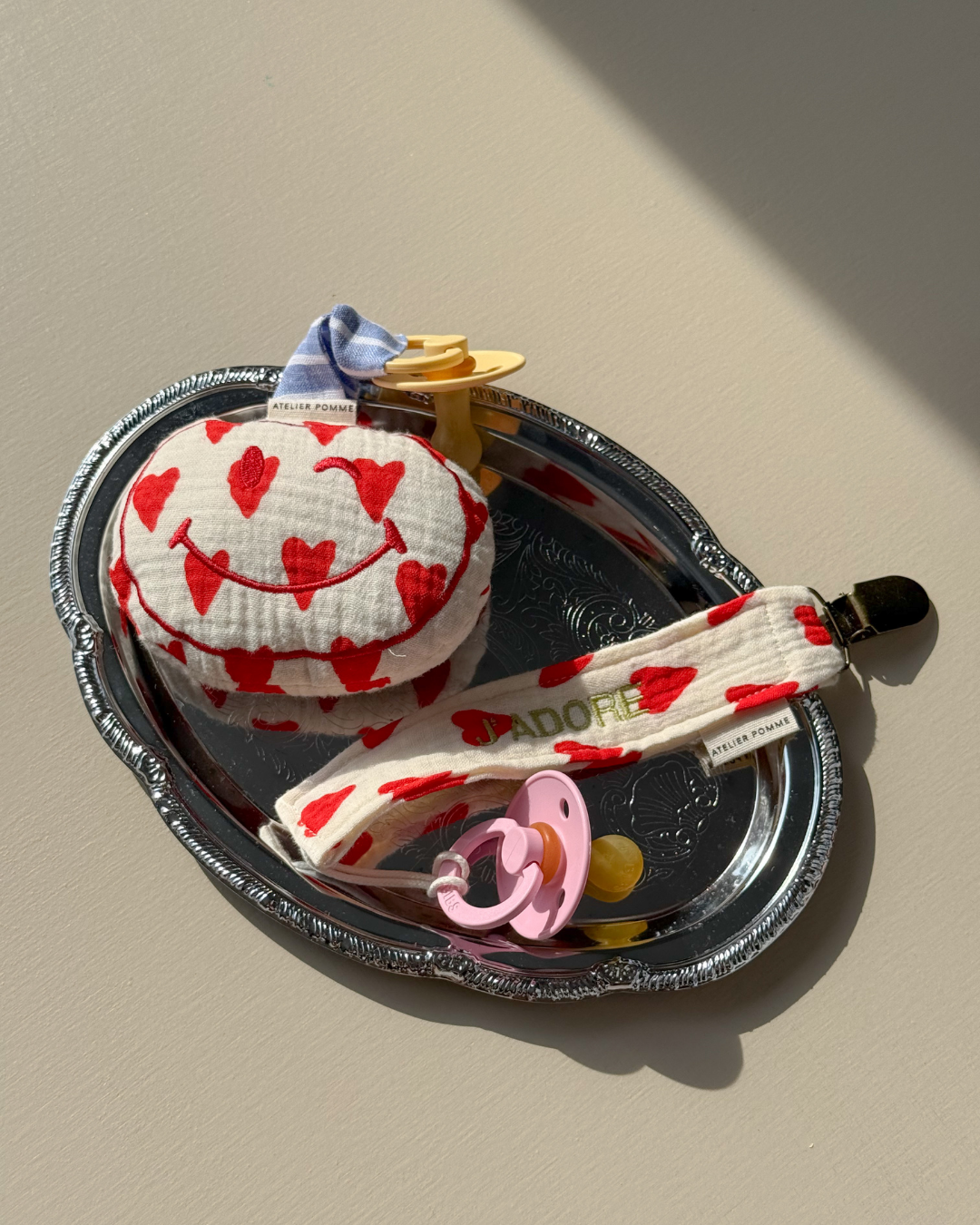 PACIFIER CLOTH POMME | J&