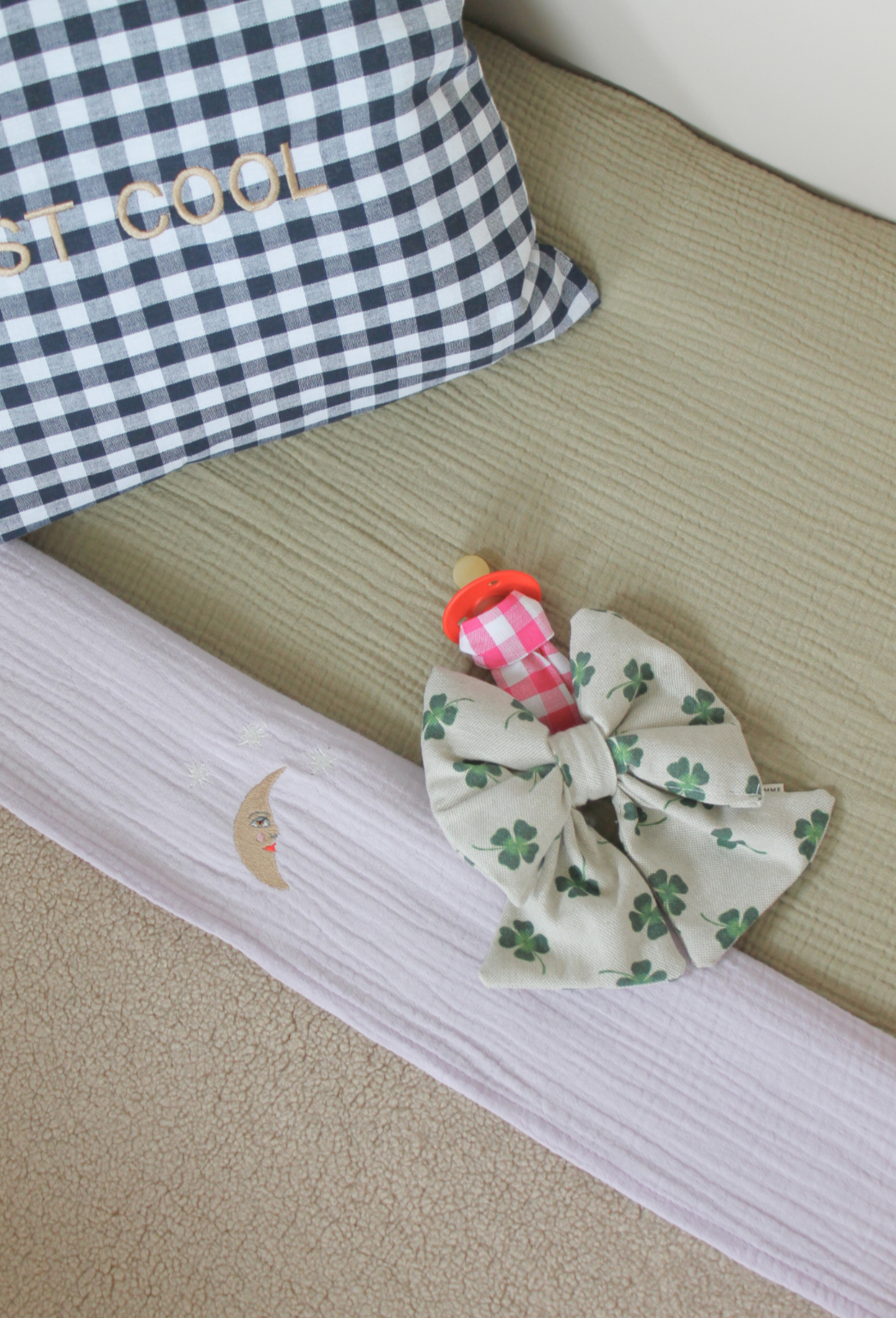 SLEEP TIGHT FITTED SHEET COT  - GOING GREEN