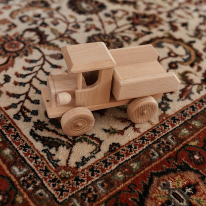 WOODEN TOY - GIANT DUMP TRUCK