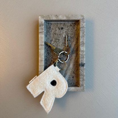 WOOLLY LETTER SLEUTELHANGER