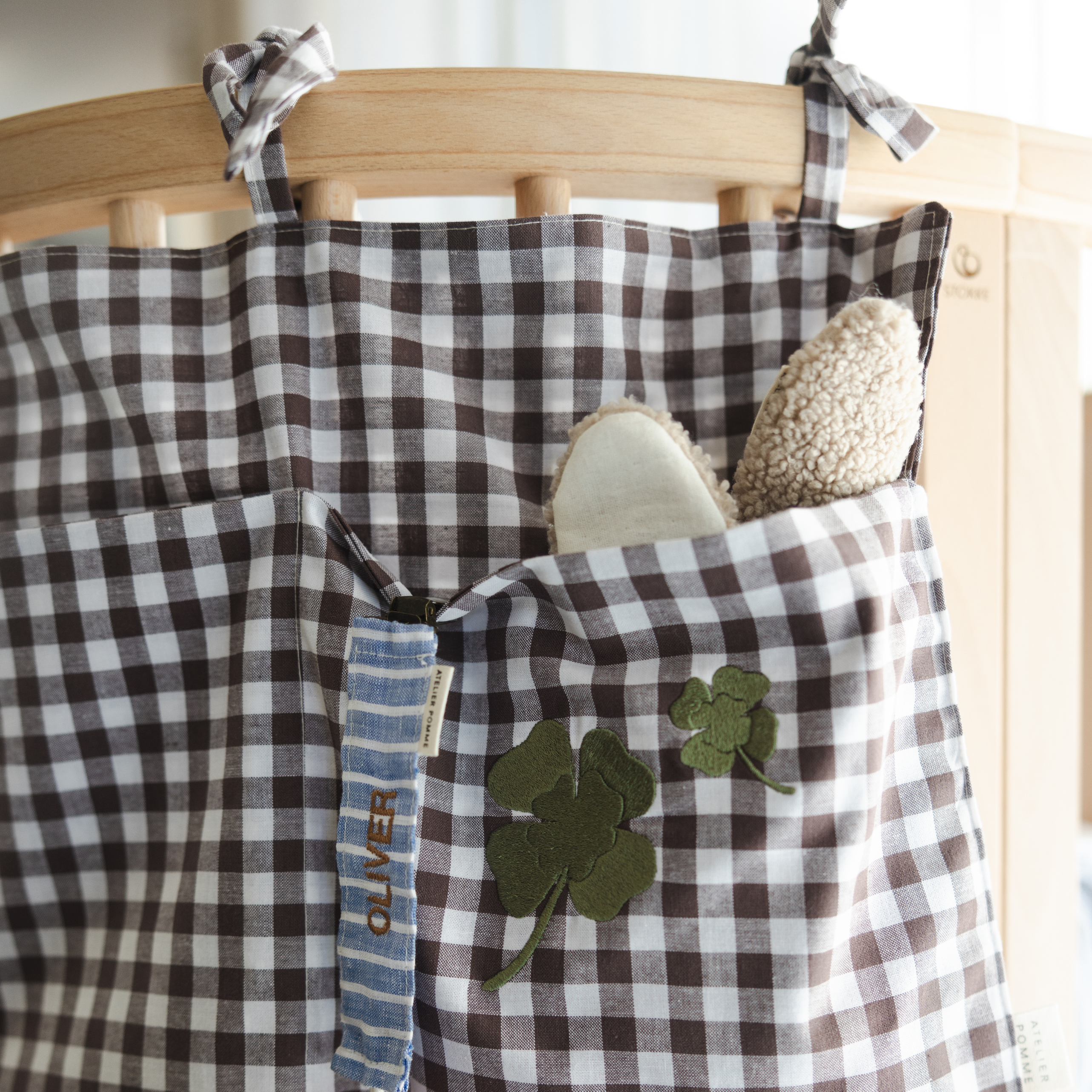Bed pocket 