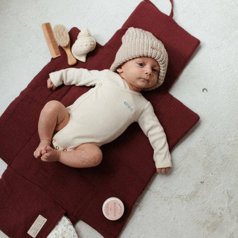 Changing Pad To Go | Burgundy Boo