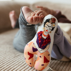 FRIDA TERRA | RATTLE