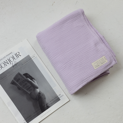 magazine en lila hydrofiele doek 