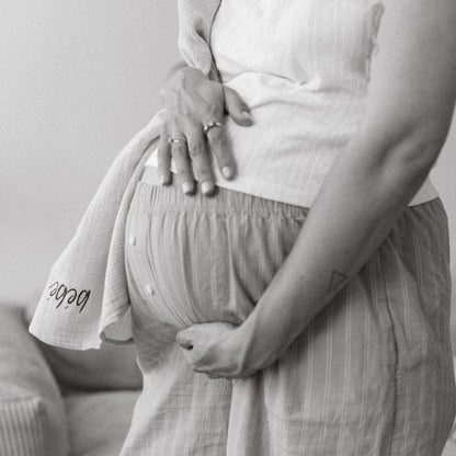 Giant swaddle