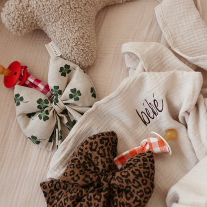 Giant swaddle