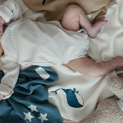 Giant swaddle