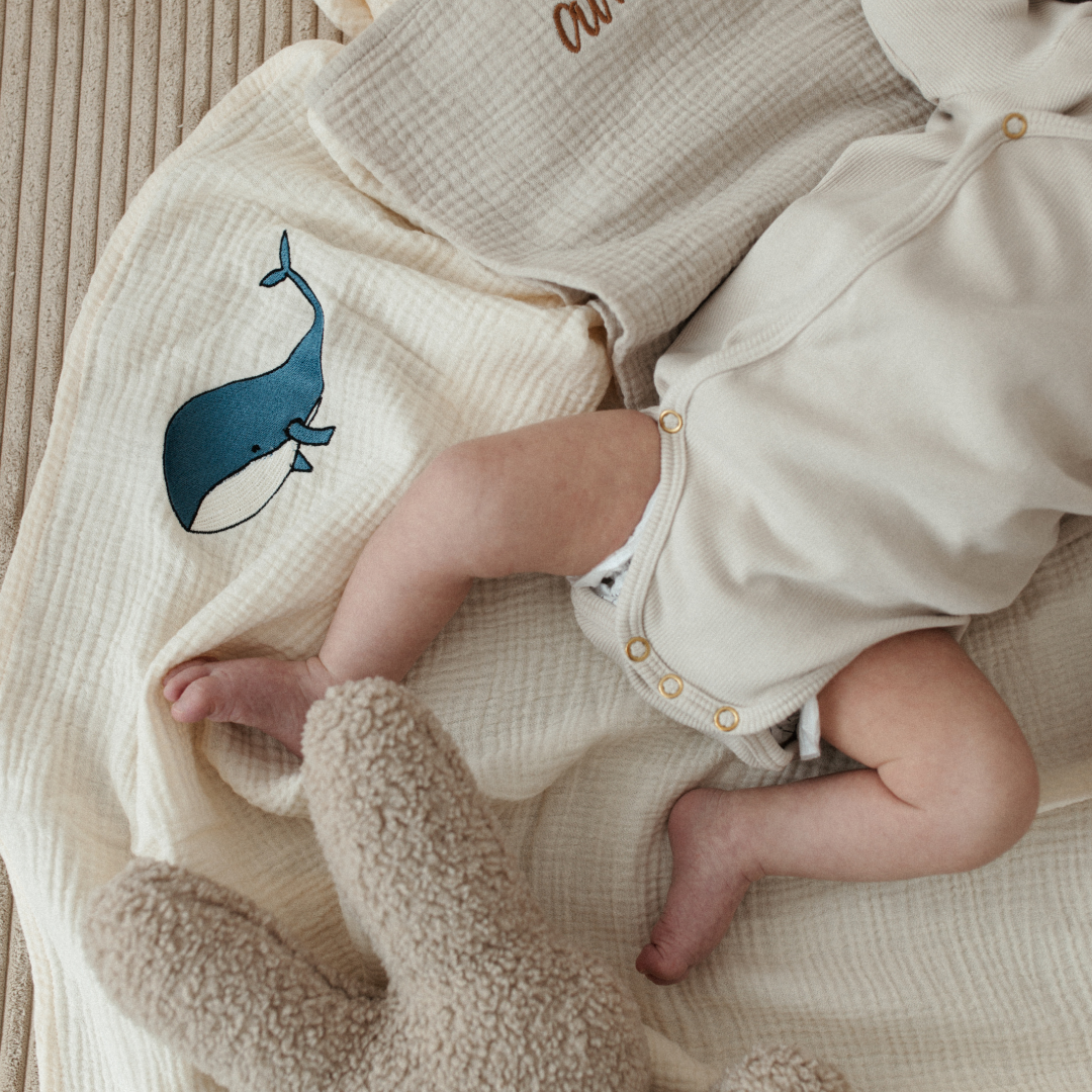 Giant swaddle