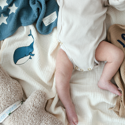 Giant swaddle