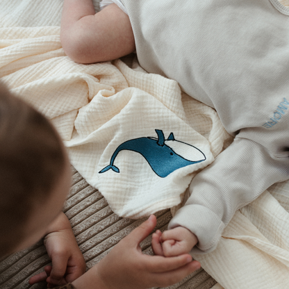 Giant swaddle