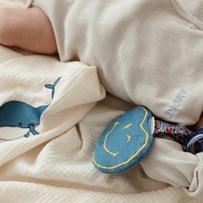 Giant swaddle