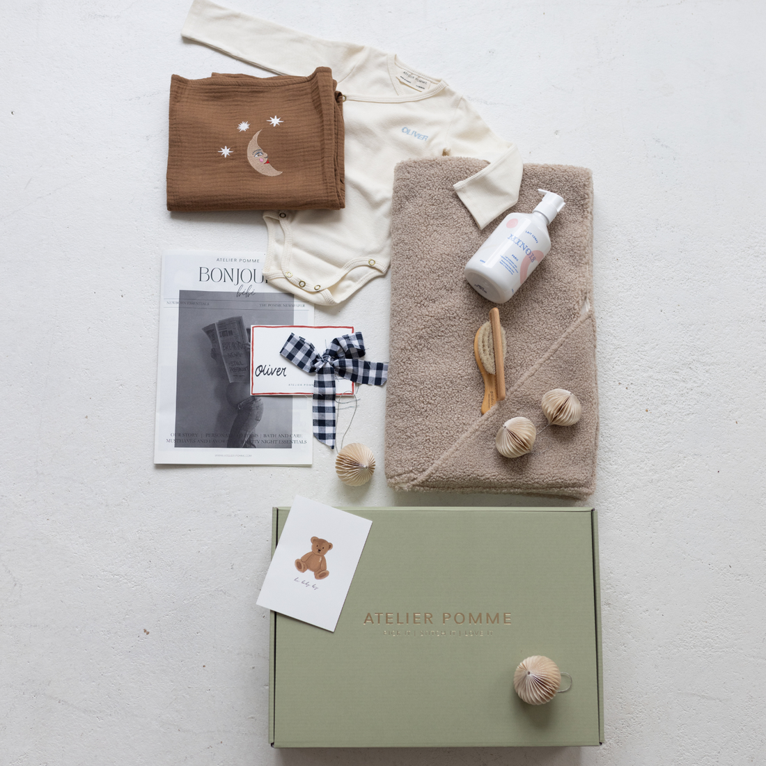Giftbox met romper, laken, handdoek