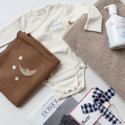 Giftbox met romper, laken, handdoek