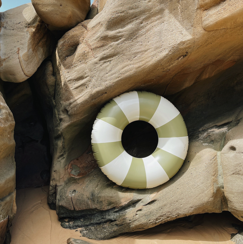 ICONIC FLOATS | TERRA VERDE