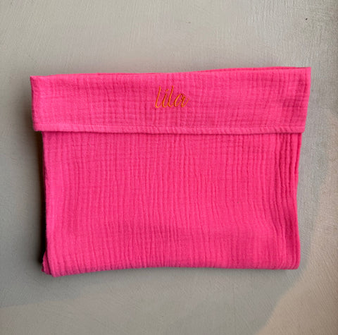 SAMPLE SALE | FLAT SHEET CRIB BLOWY BUBBLEGUM