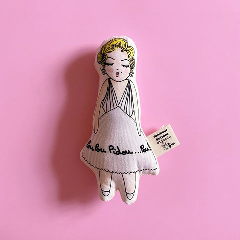 MARILYN MONROE | RATTLE