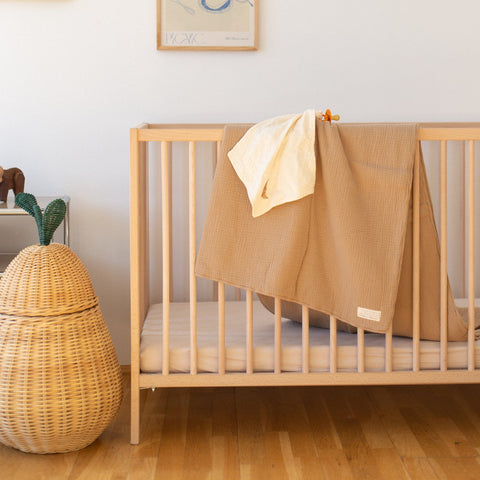 MUSLIN BLANKET FINE BROWN - COT