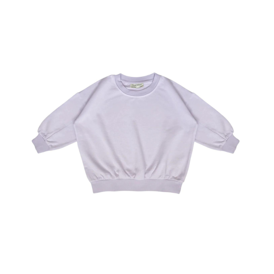 lila kindersweater. 