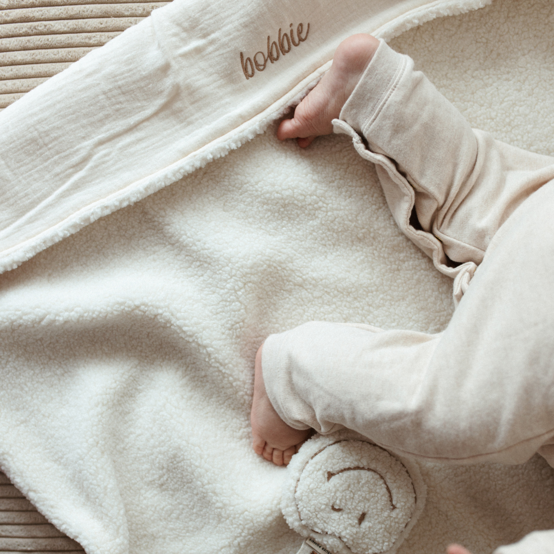 teddy deken in kleur snowy met gepersonaliseerde tekst 