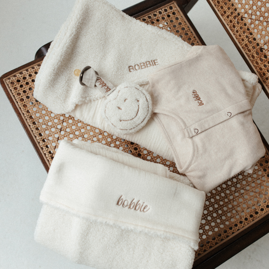 teddy deken in kleur snowy met gepersonaliseerde tekst 