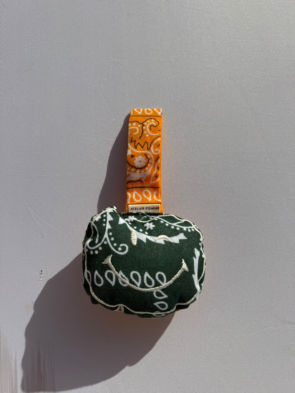 SAMPLE SALE |Pacifier Cloth Pomme Bandana