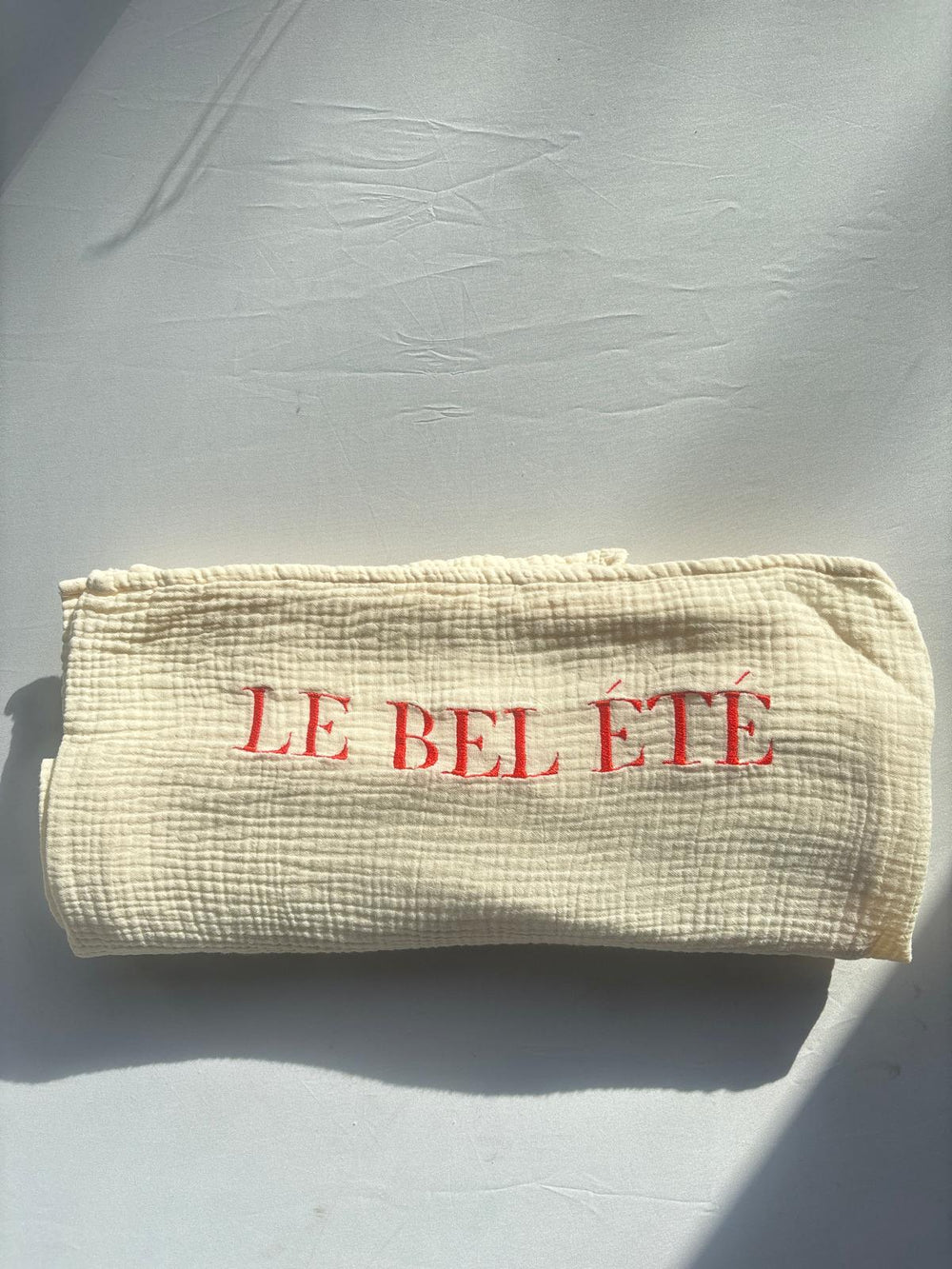 SAMPLE SALE | Giant Swaddle Cosy White Le Bel ÉTÉ