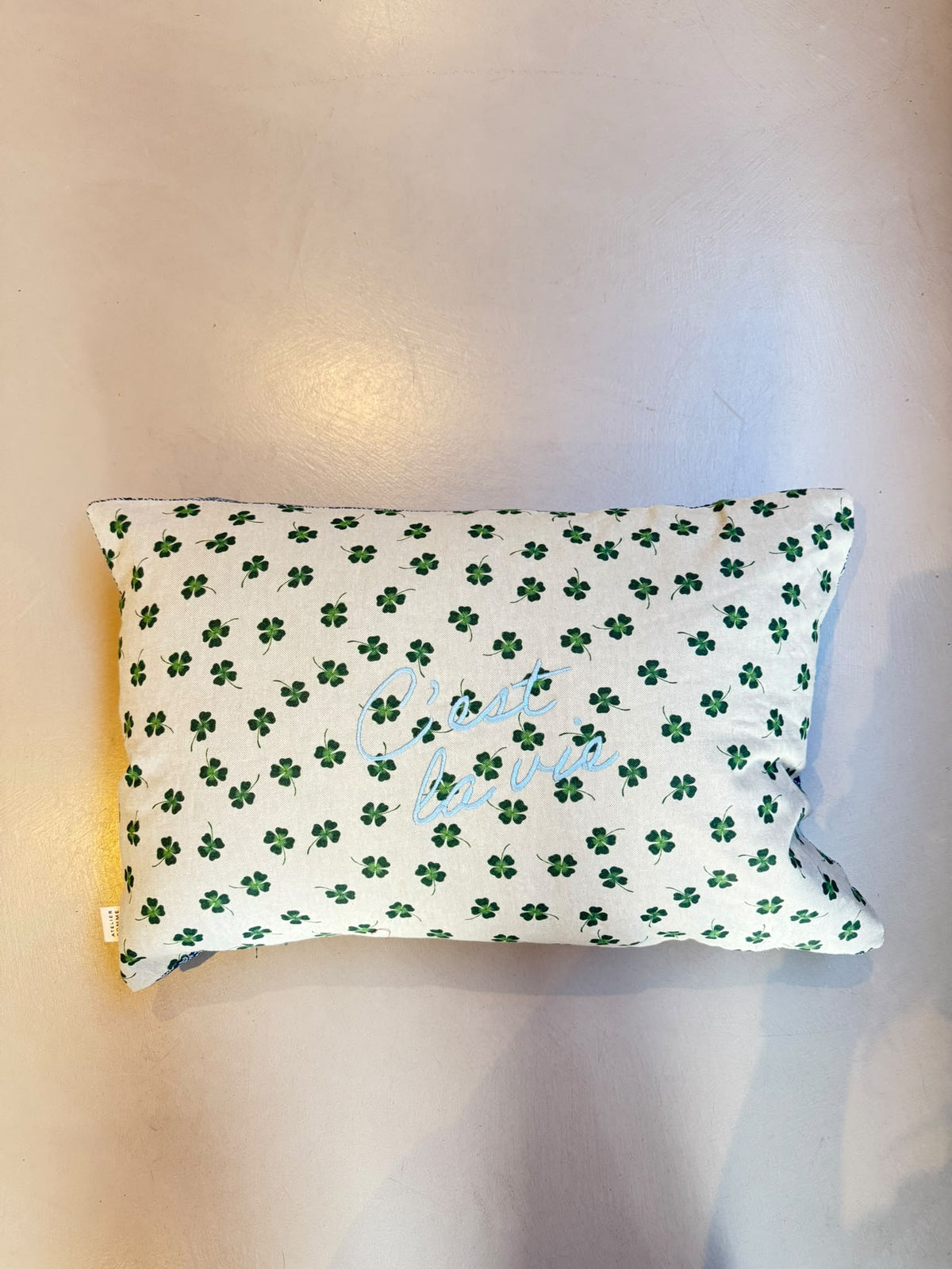 SAMPLE SALE |Cushion 40X60 Lucky
