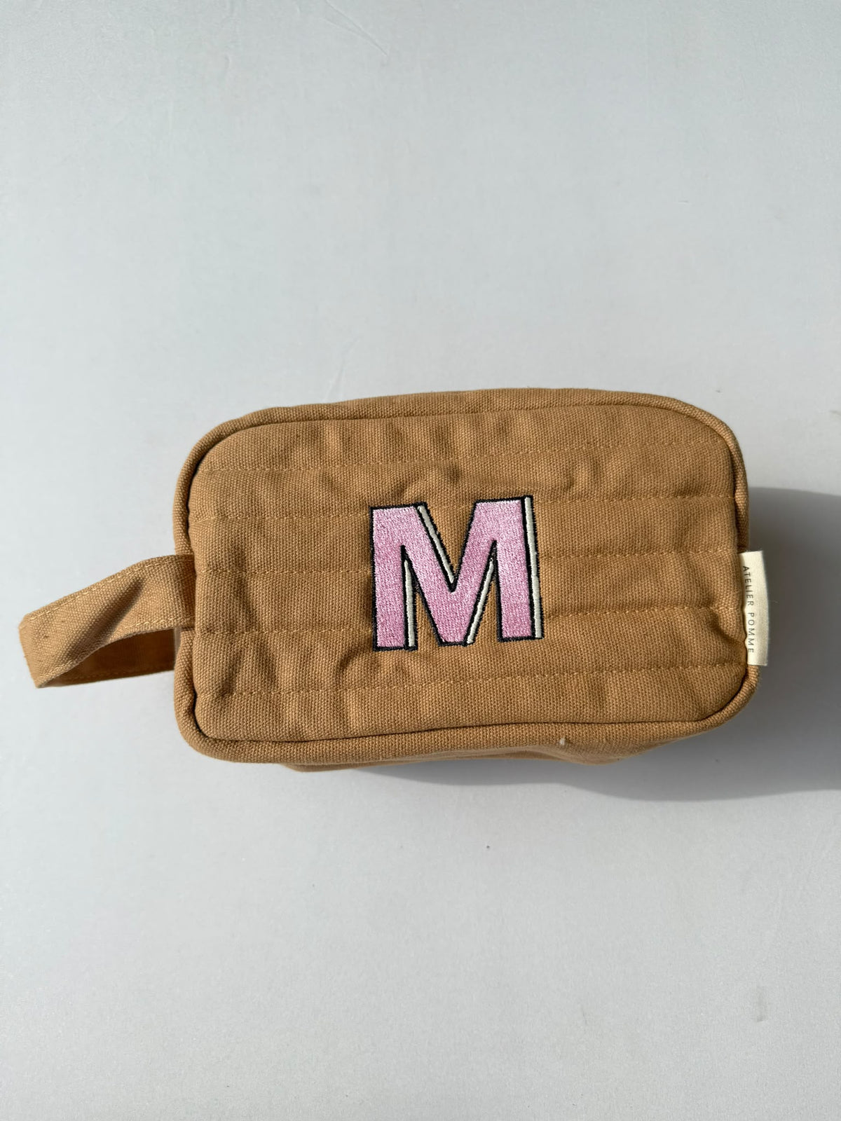 SAMPLE SALE | Fine Brown Pouch Initial M