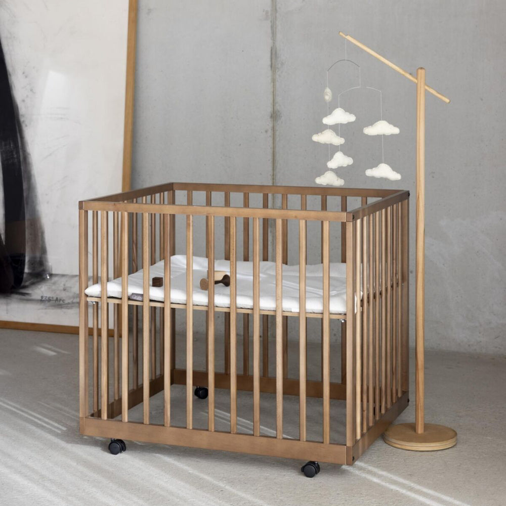 WOODEN STAND | MOBILE