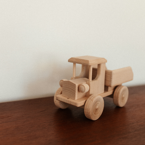 HOUTEN SPEELGOED | GIANT DUMP TRUCK