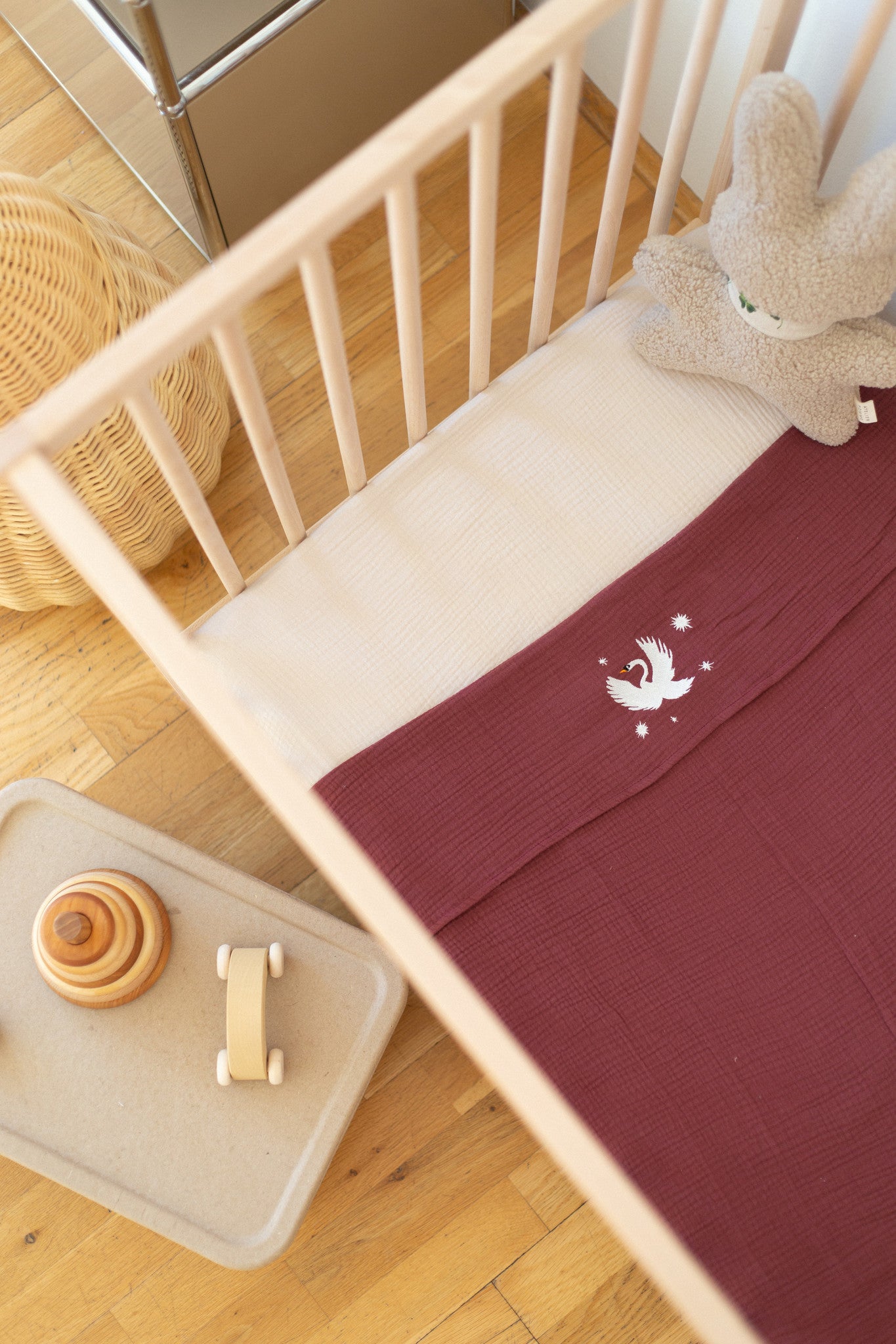 FLAT SHEET COT - BURGUNDY BOO