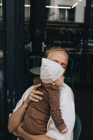 TEENY TINY BEANIE - BONJOUR BEIGE