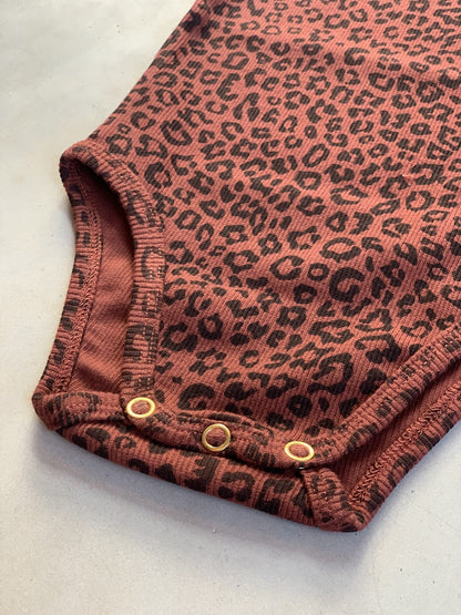 JUST THE PERFECT ROMPER LEOPARD BURGUNDY BOO