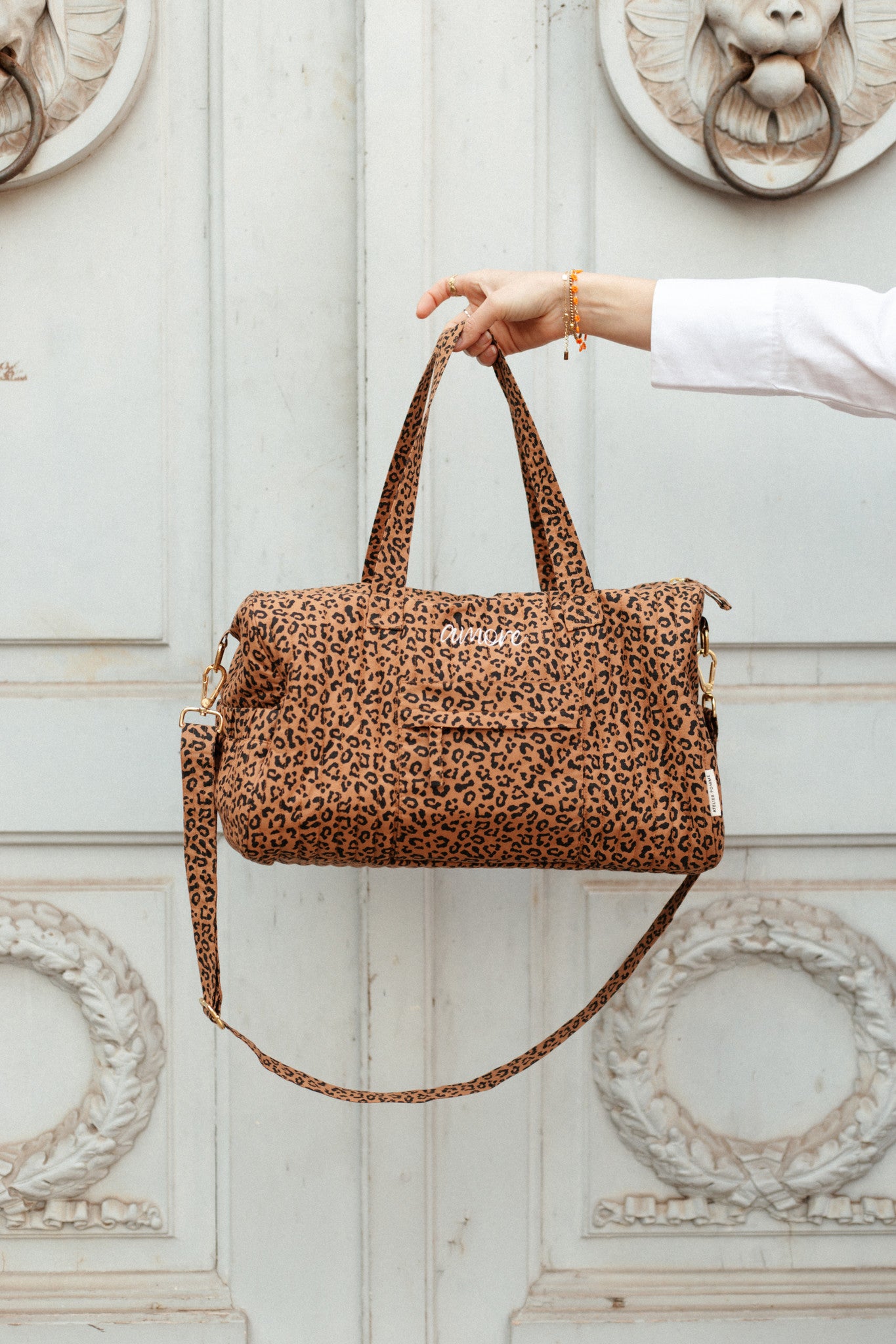 THE MOM BAG LEOPARD ATELIER POMME