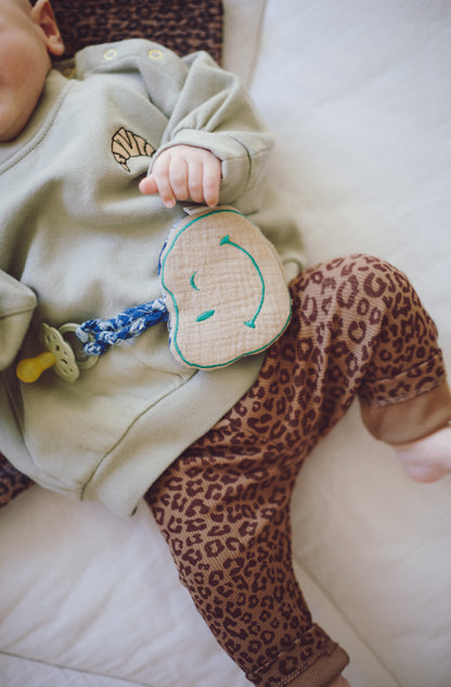 PACIFIER CLOTH - POMME - FINE BROWN