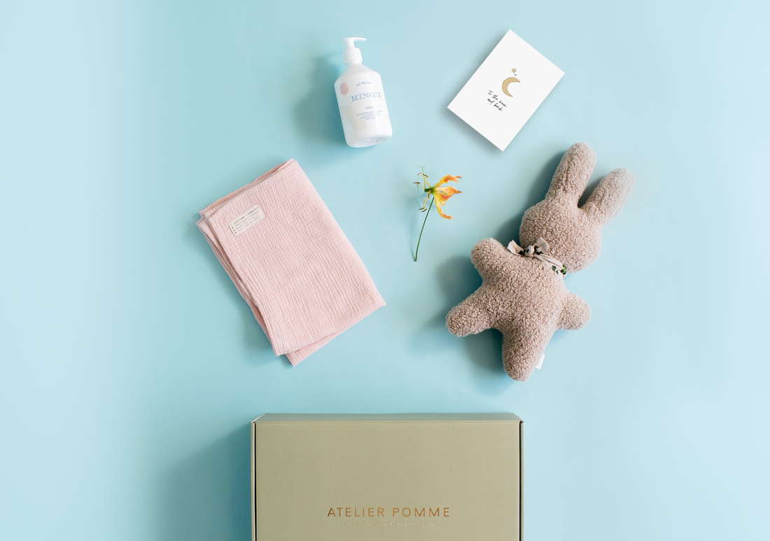 GIFT BOX - NEWBORN ISSUE