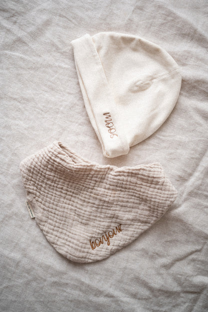 TEENY TINY BEANIE - COSY WHITE